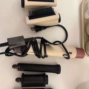 Dyson Styling Tool Set - Cream and Black